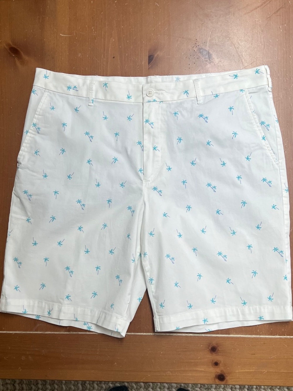 Mens Shorts IZOD Harborside Palm Print 40” Waist